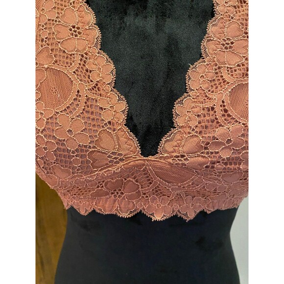 Intimately Free People Bra Bralette Sexy Lacy Halter Style Size Medium - Picture 3 of 9